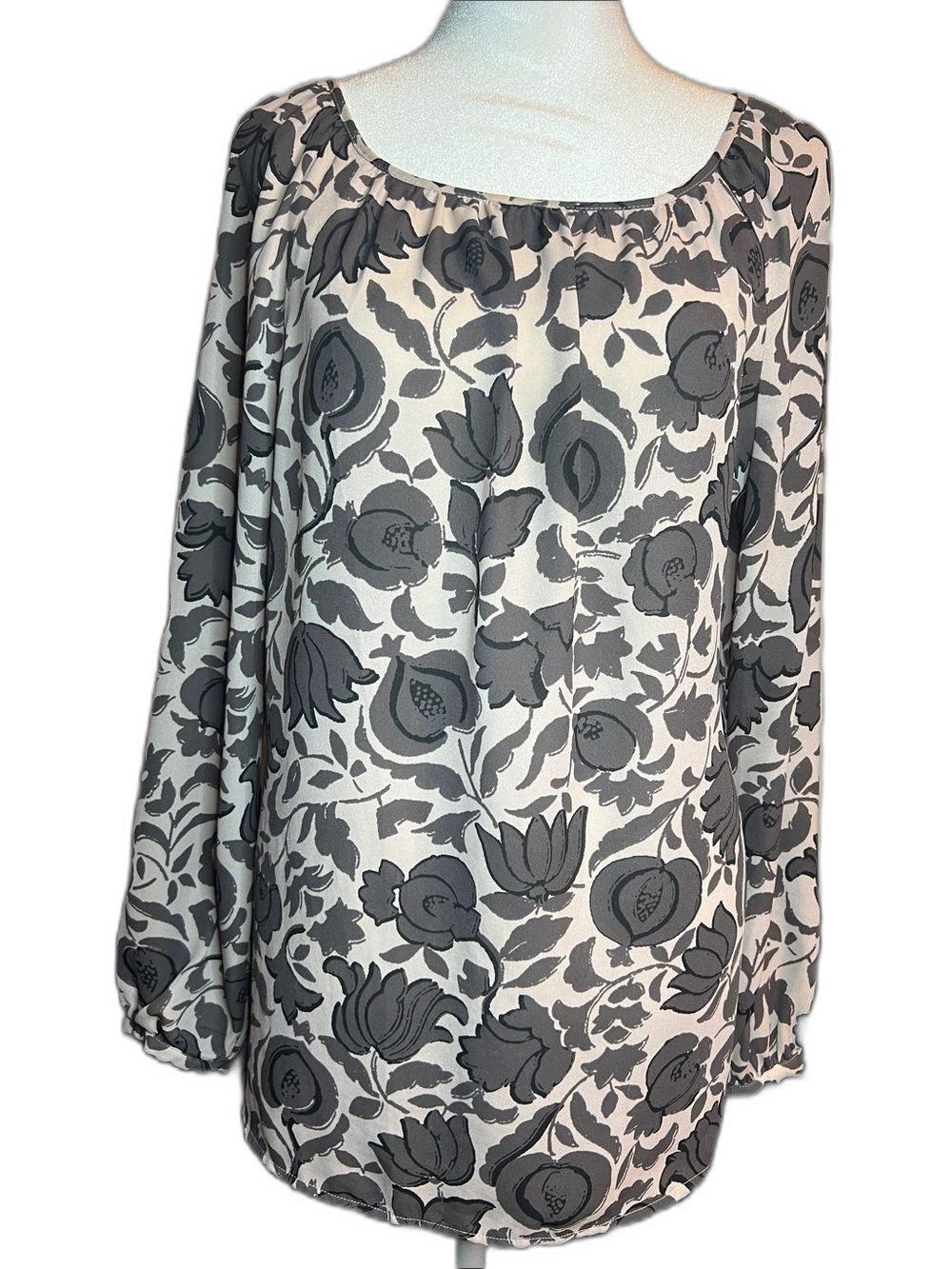 LOFT Black and White Floral Peasant Blouse Size 12